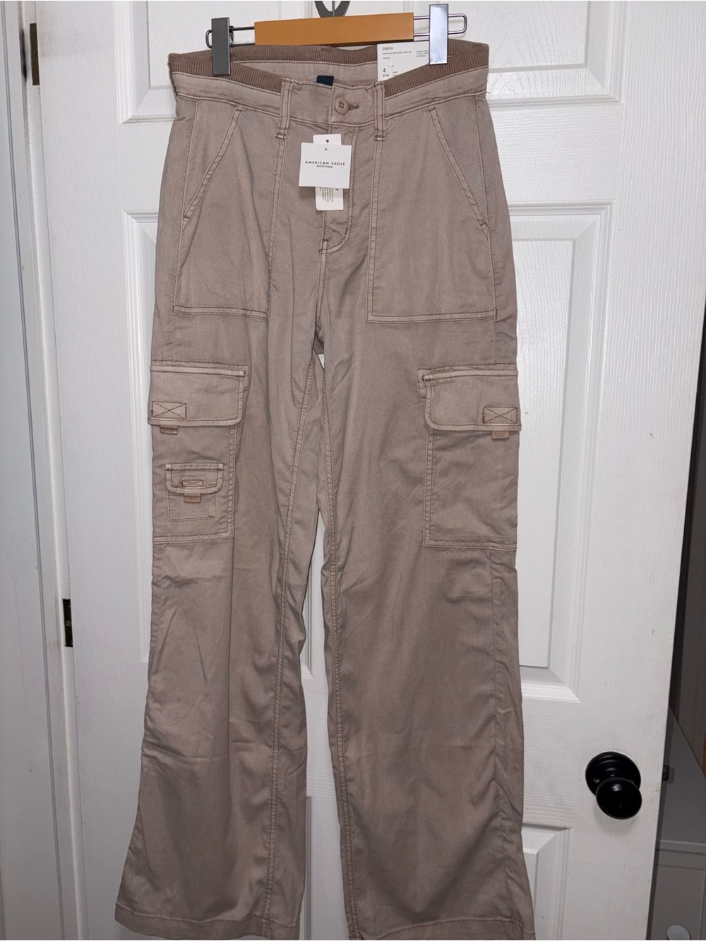 NWT American Eagle Curvy Highest Rise Jogger Pants 4 Long - Picture 2 of 5
